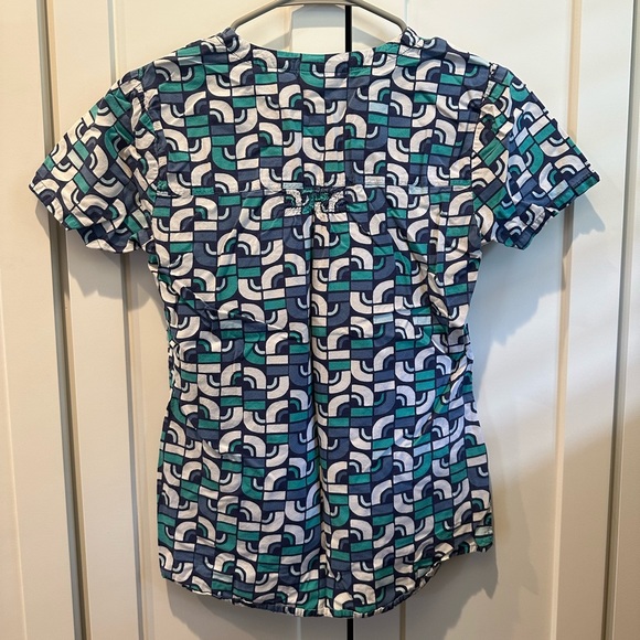 Scrub Top - Picture 3 of 3